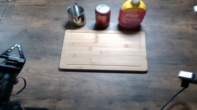 Top-camera view of the move latte cup setup at 72 cm